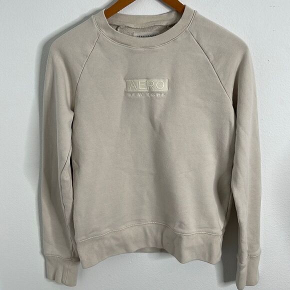 Aeropostale sweatshirt.  Size XS. - Picture 1 of 5
